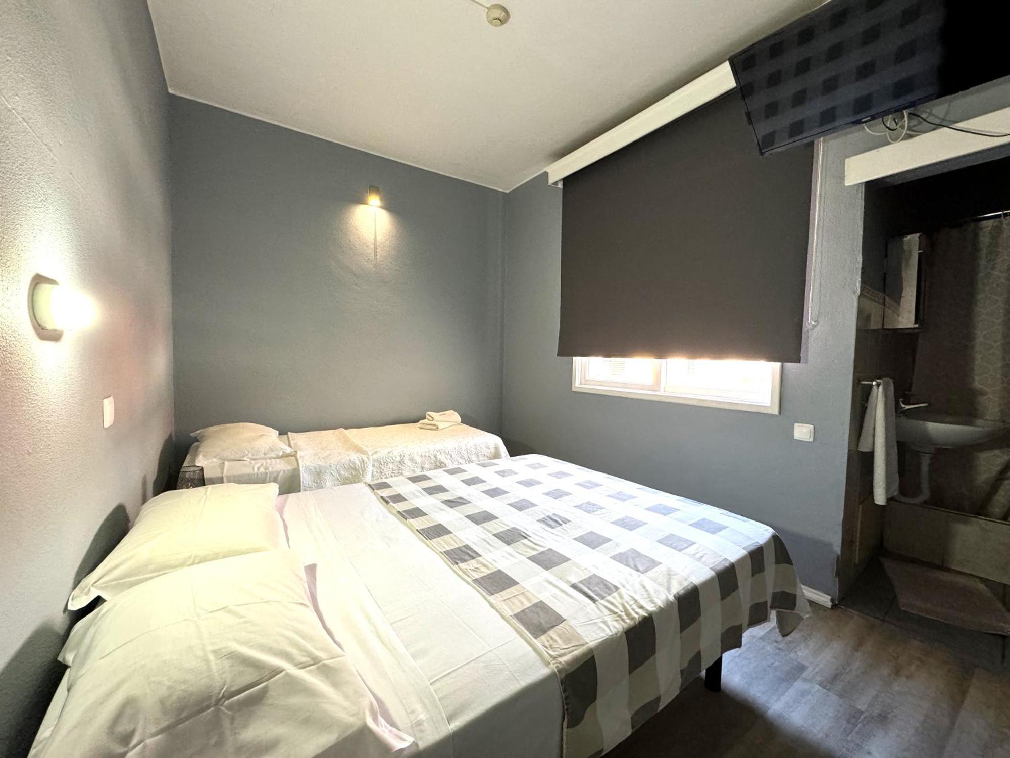 Hostel Monaco Funchal  Esterno foto