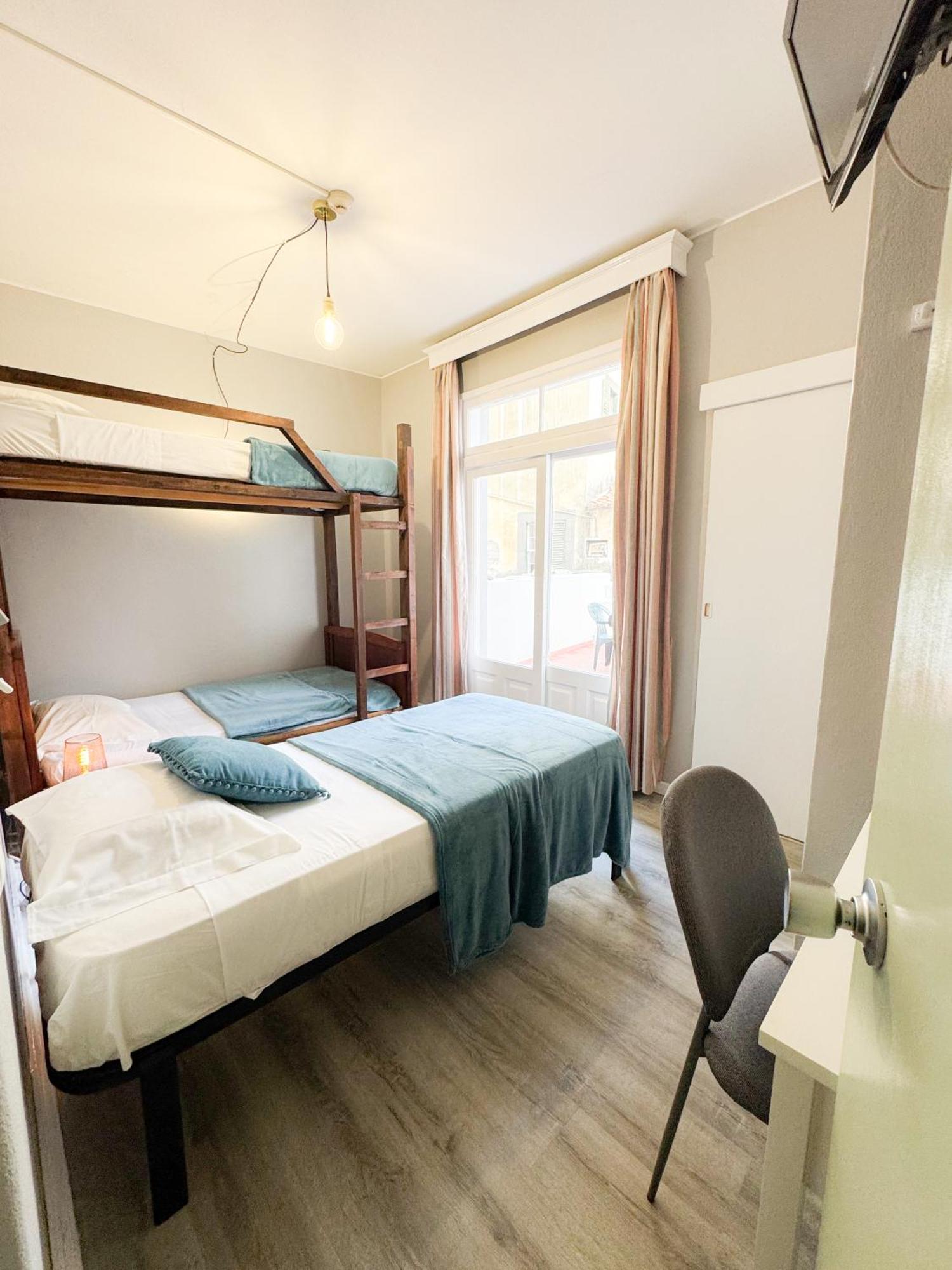 Hostel Monaco Funchal  Esterno foto