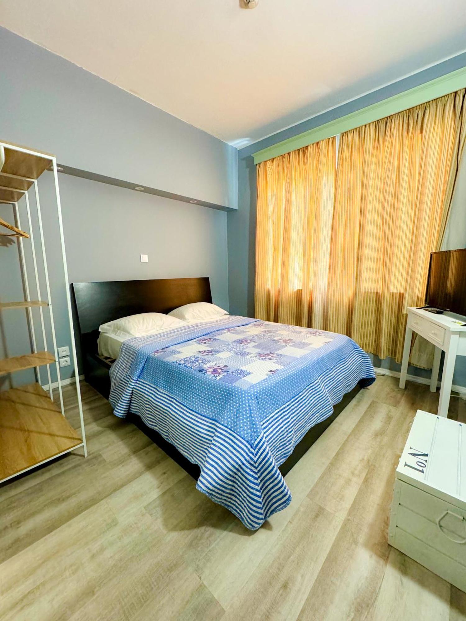 Hostel Monaco Funchal  Esterno foto