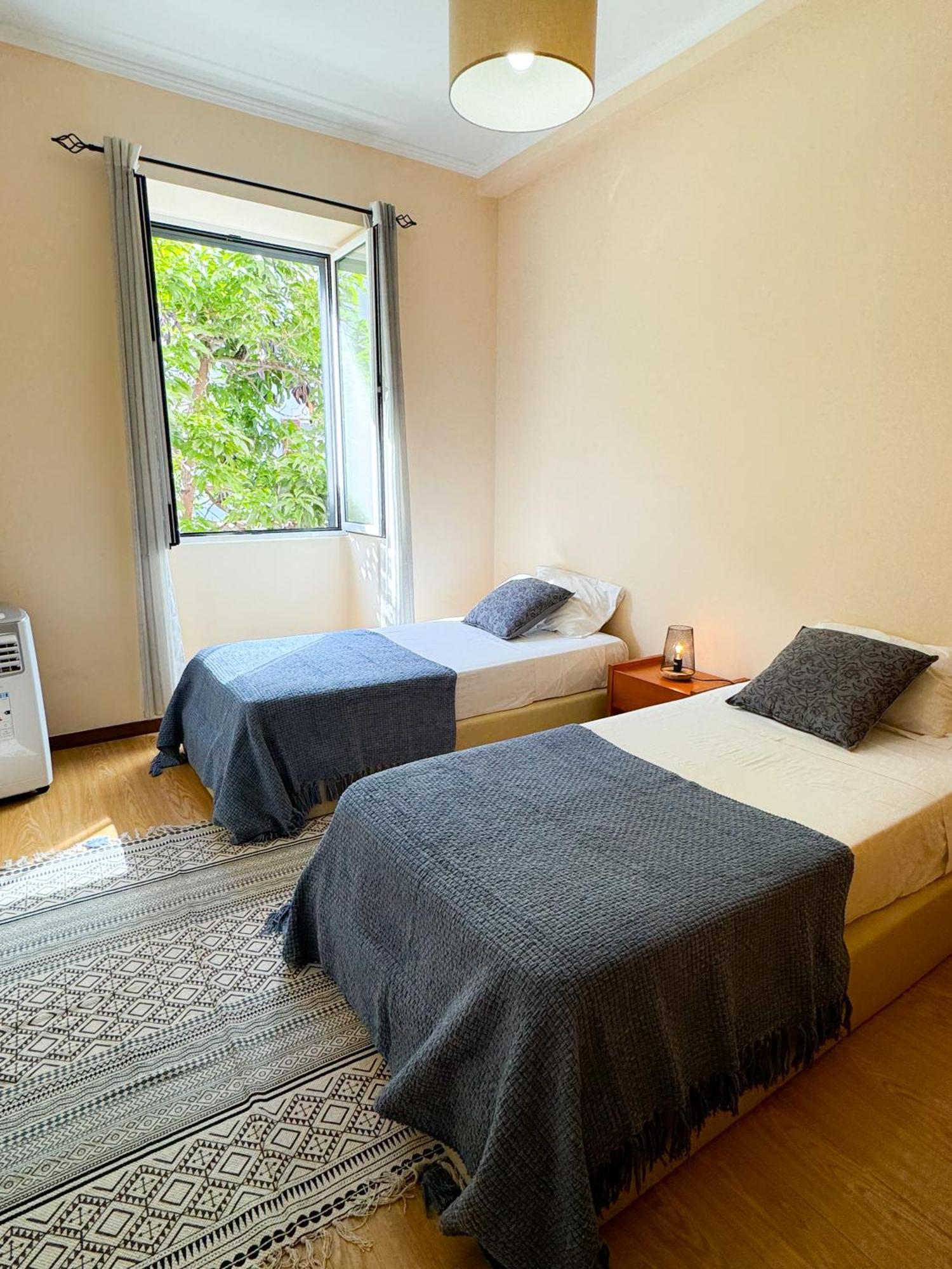 Hostel Monaco Funchal  Esterno foto
