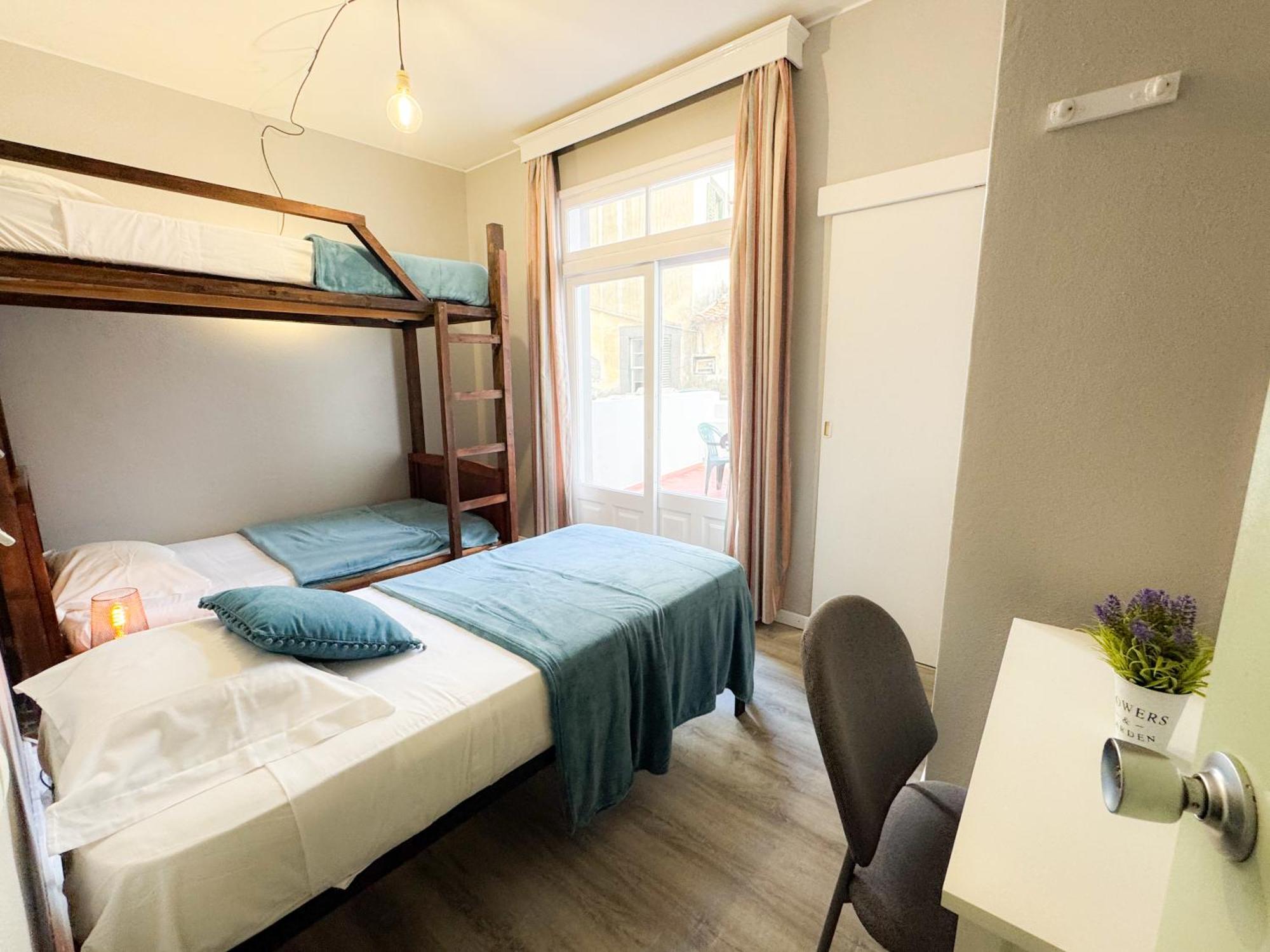Hostel Monaco Funchal  Esterno foto